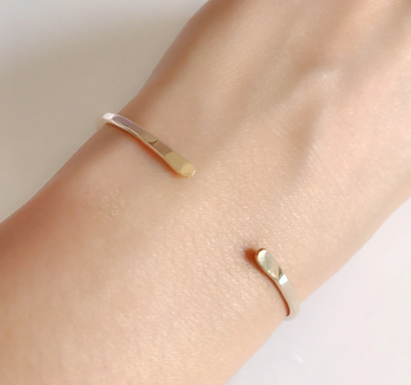 Cuff Lacey (B314) - Mitchell's Manufacturing Jewel