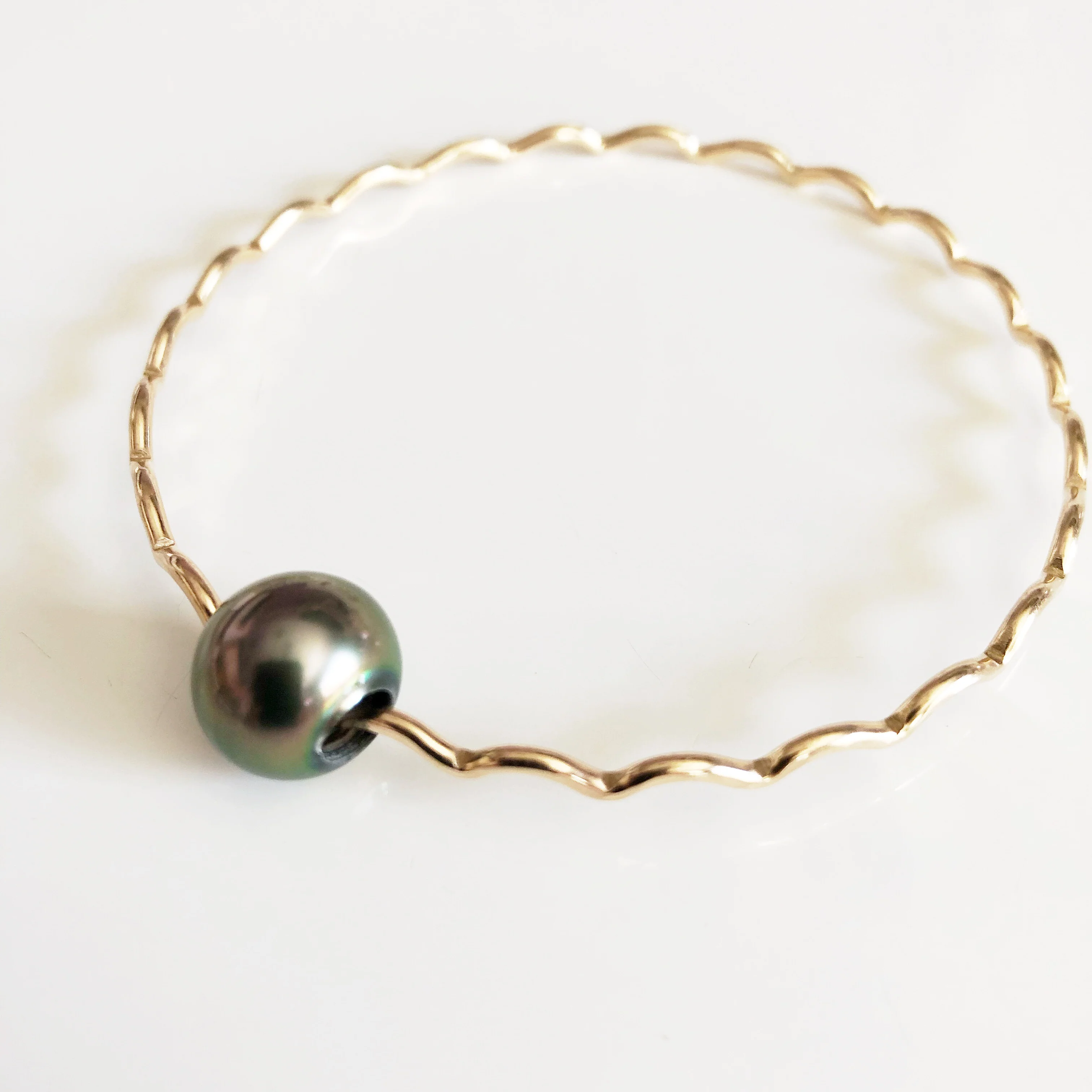 Bangle UNAHI - tahitian pearl (B420) - Mitchell's Manufacturing Jewel