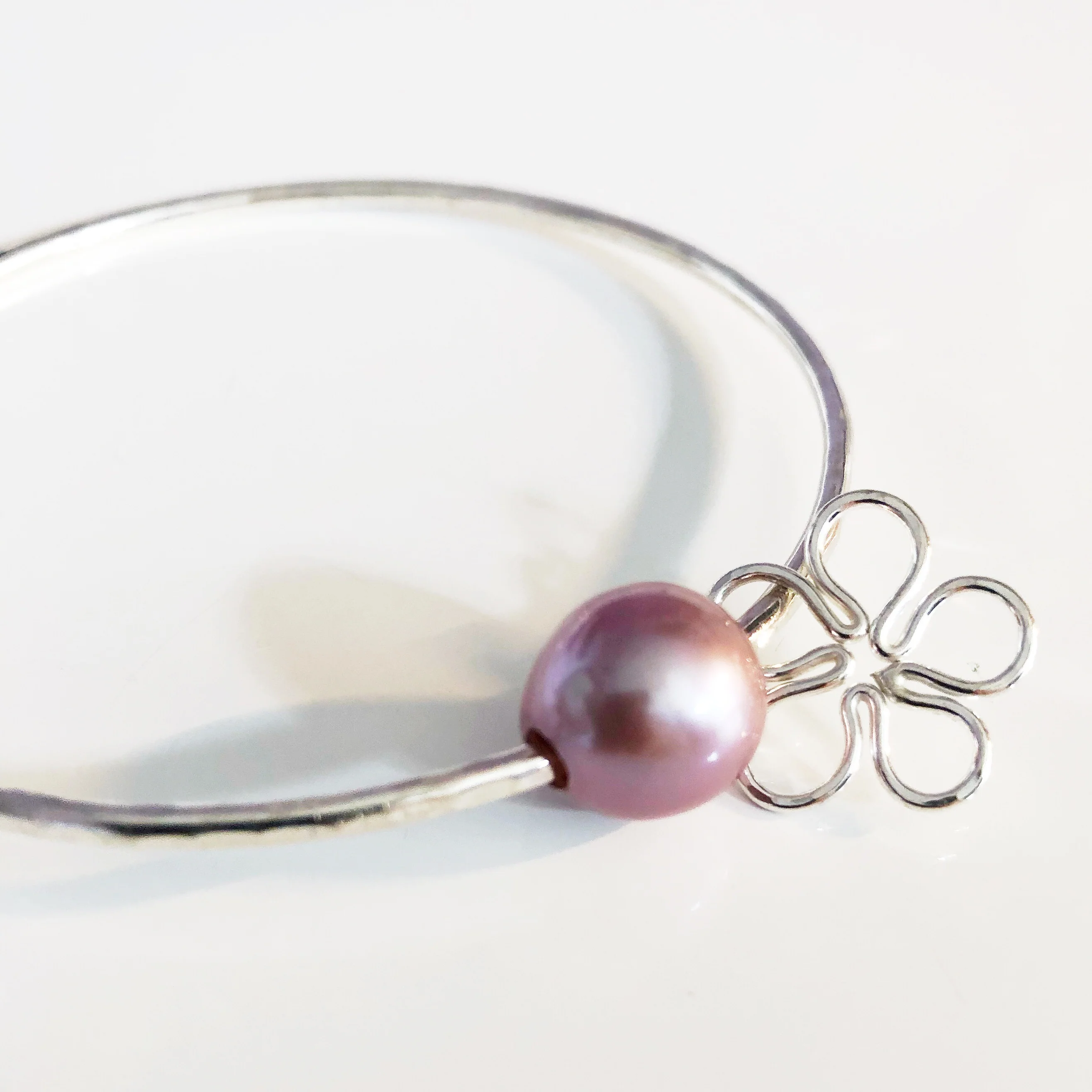 Bangle VIOLA - lavender pearl (B416) - Mitchell's Manufacturing Jewel