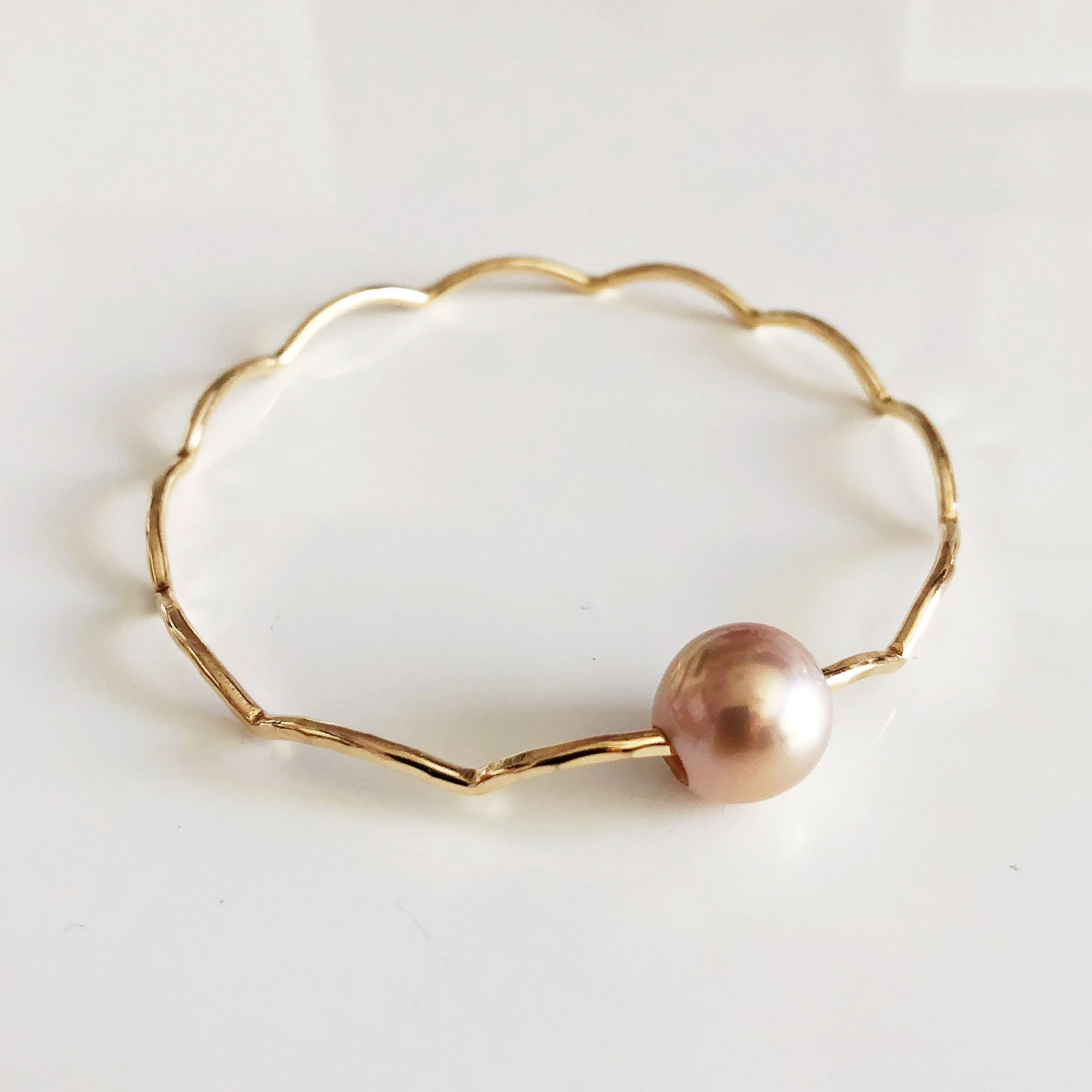 Bangle TOMI - pink pearl (B391) - Mitchell's Manufacturing Jewel