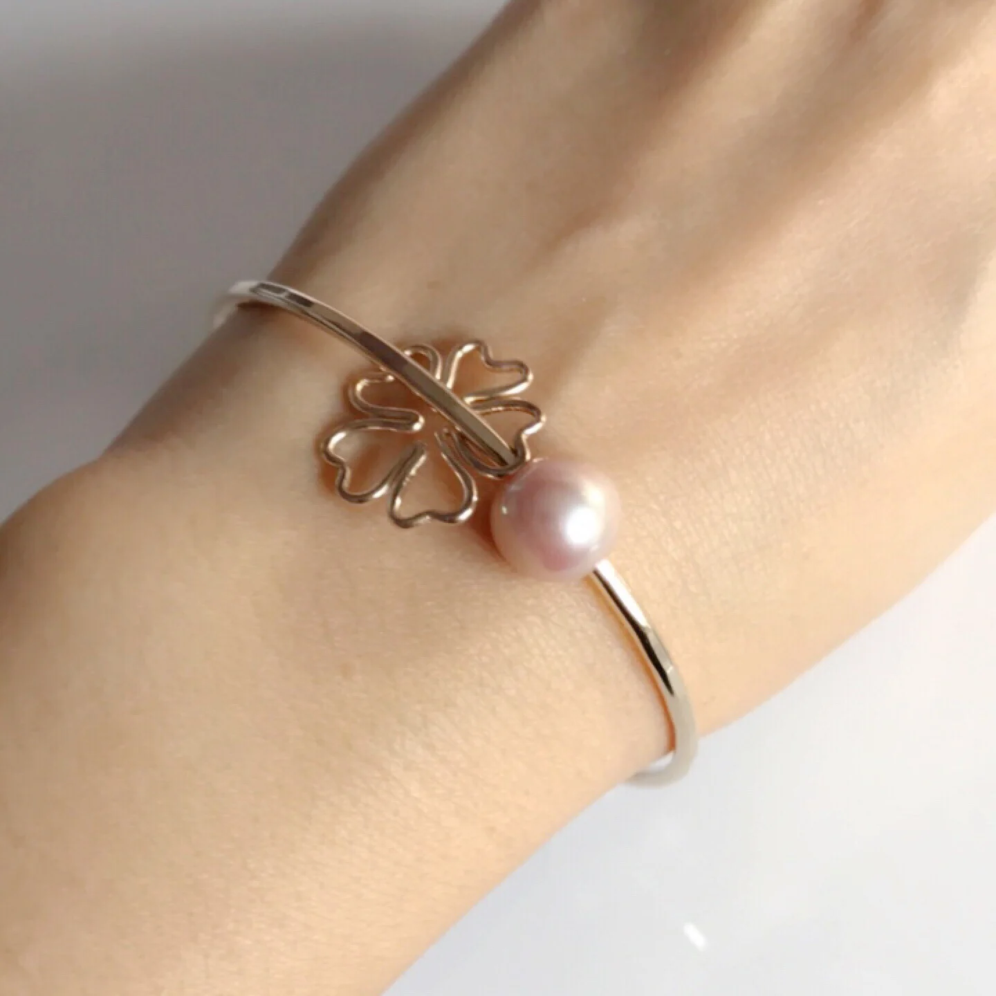 Cherry Blossom bangle- pink pearl (B354) - Mitchell's Manufacturing Jewel