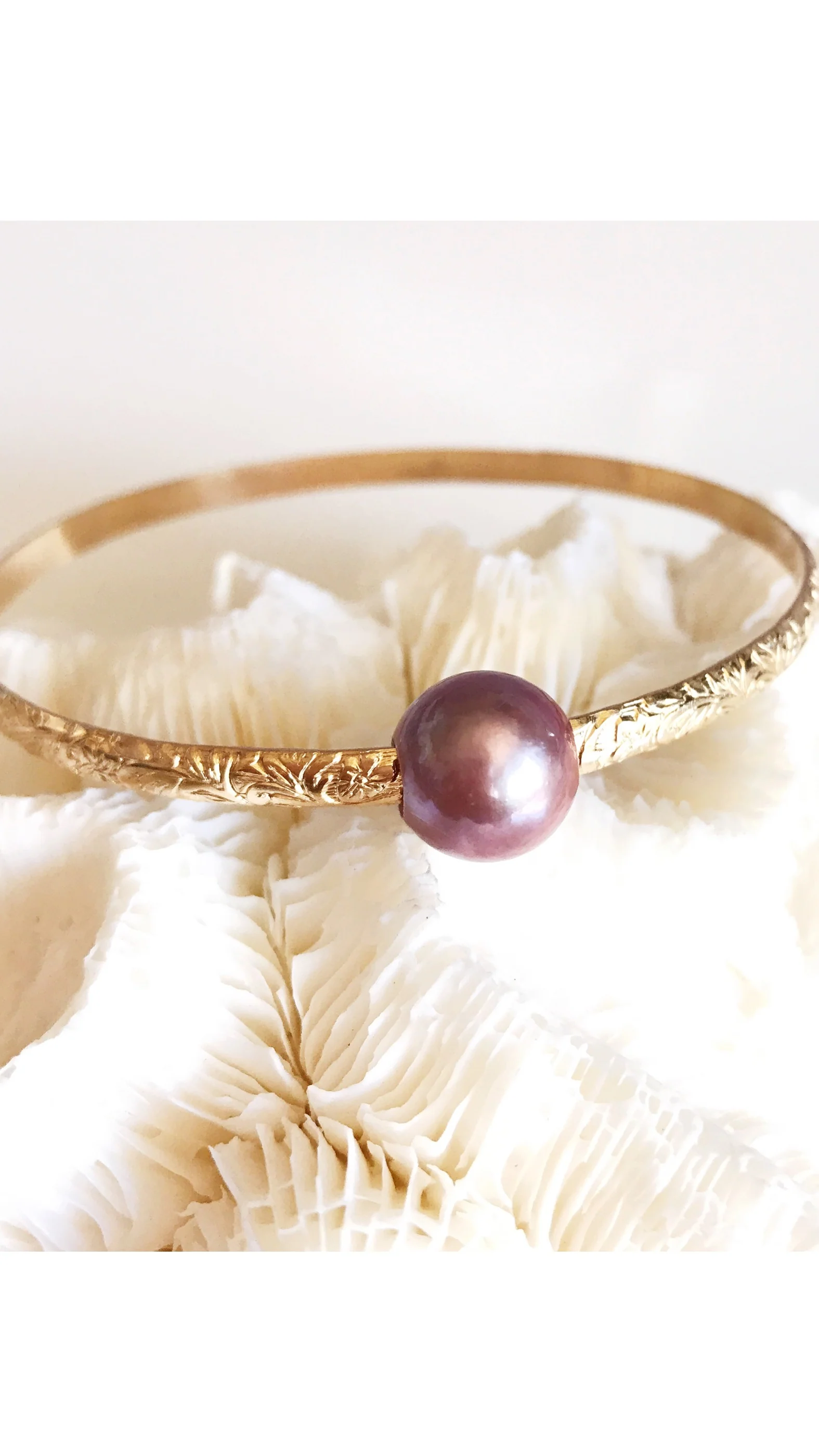 Bangle ALII - lavender Edison pearl (B343) - Mitchell's Manufacturing Jewel