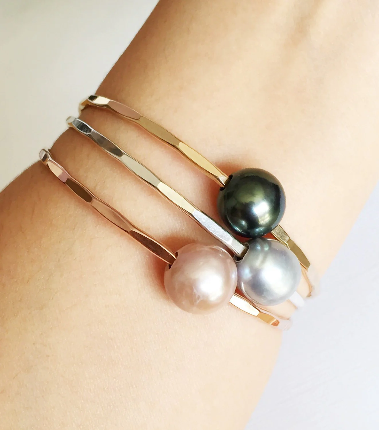 Vera bangles set (B132) - Mitchell's Manufacturing Jewel