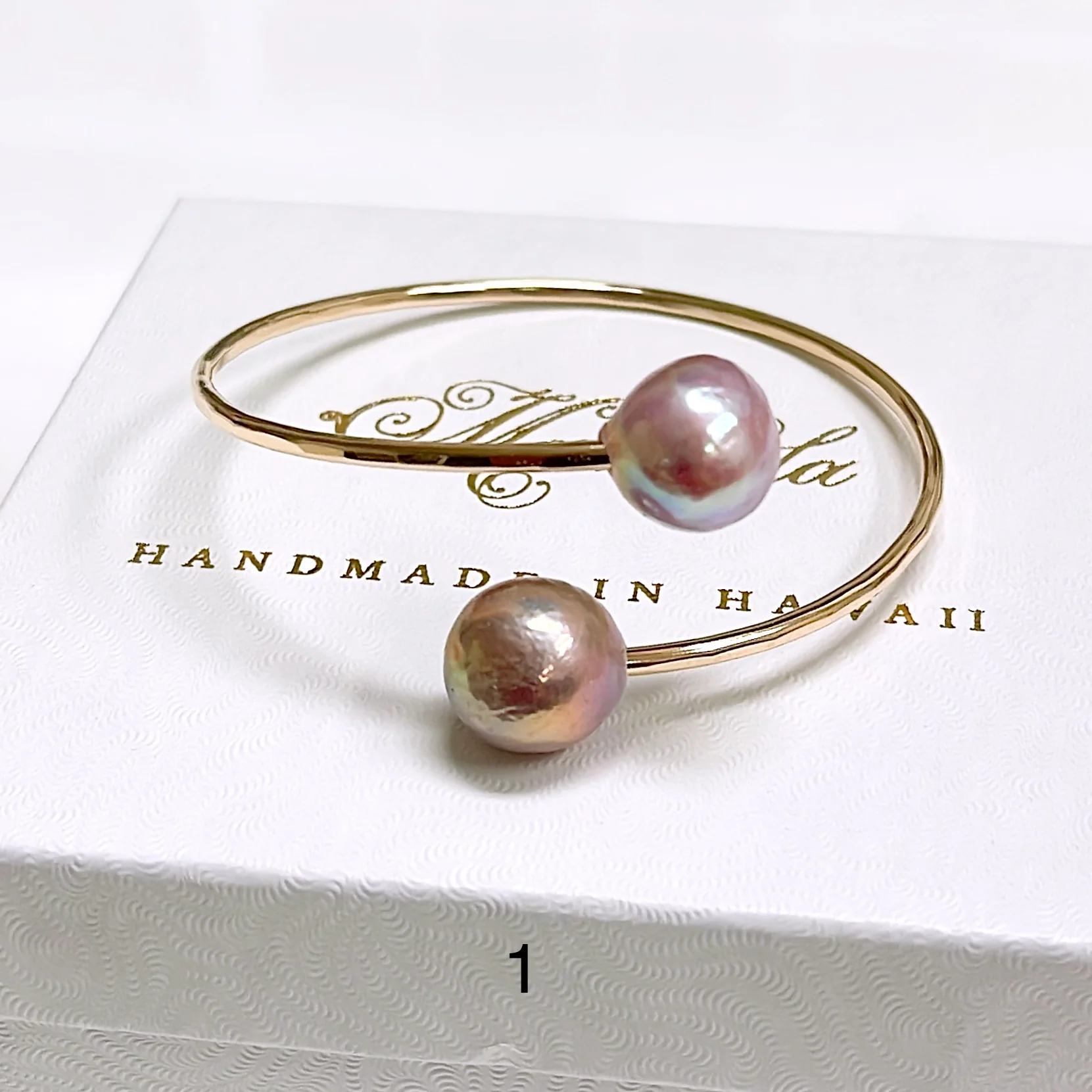 Baroque Edison pearls cuff - Mitchell's Manufacturing Jewel