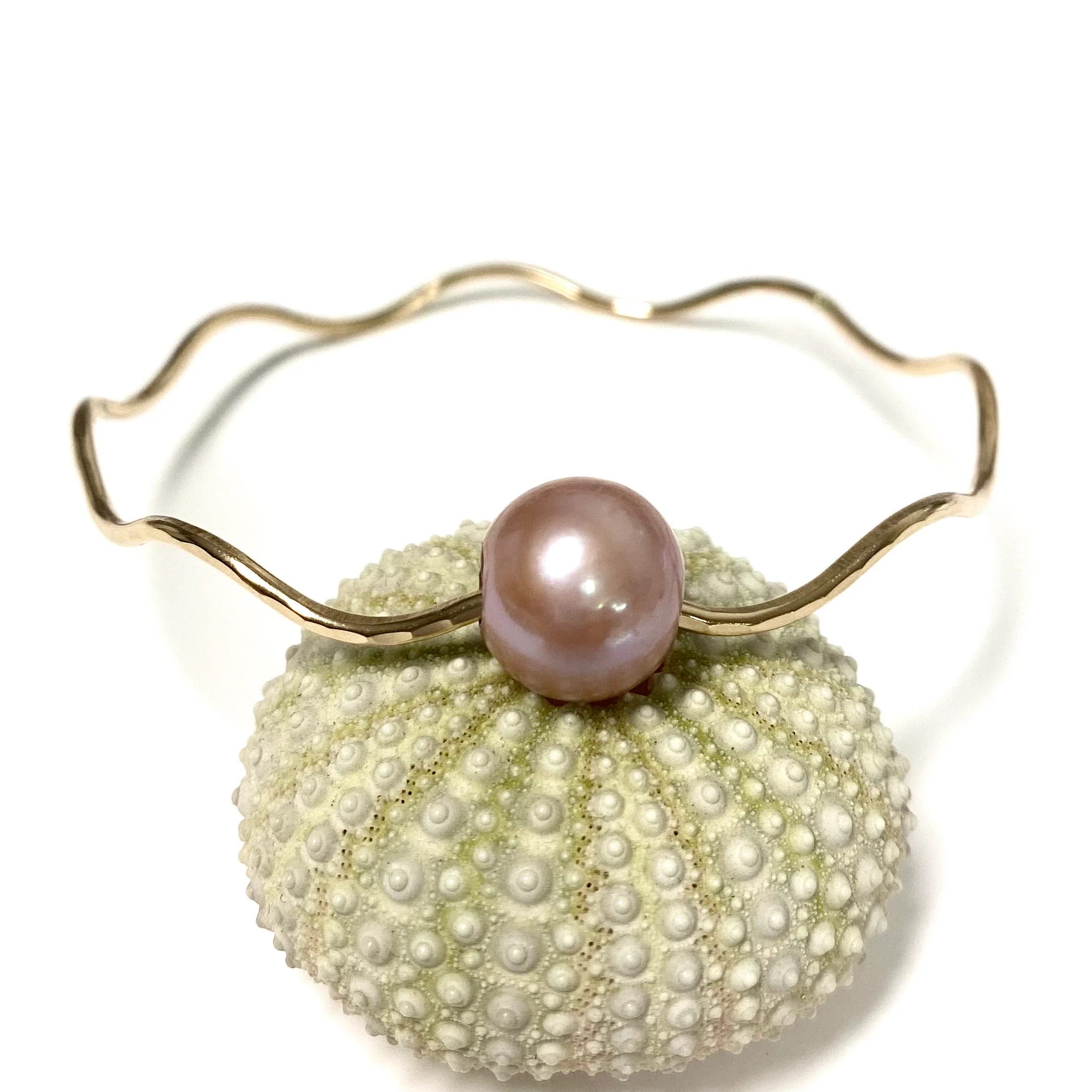 Bangle NOLA - pink Edison pearl (B450) - Mitchell's Manufacturing Jewel